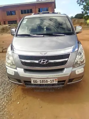 Hyundai H1 Buses For Rent. 12 Seater Buses For Rent In Ghana