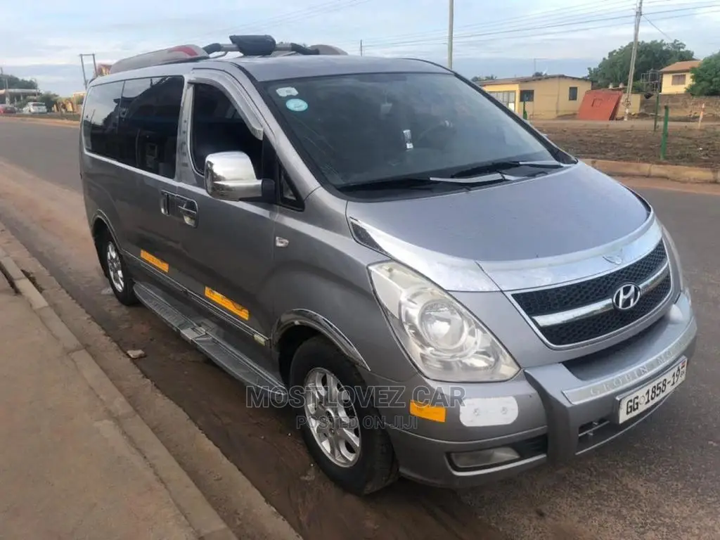 Hyundai H1 Buses For Rent. 12 Seater Buses For Rent In Ghana
