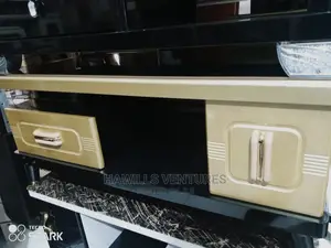 Creative Desig Table