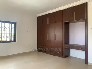 4bdrm House in Bronko Housing, Airport Residential Area for rent