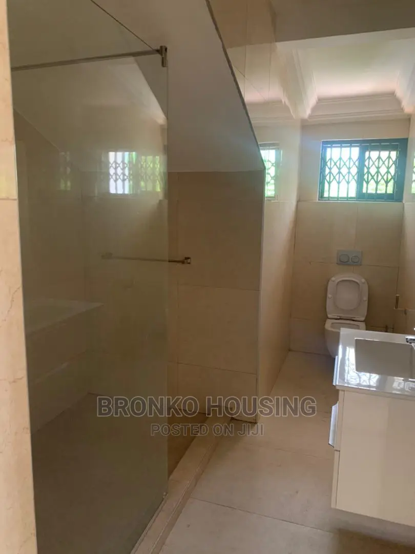 4bdrm House in Bronko Housing, Airport Residential Area for rent
