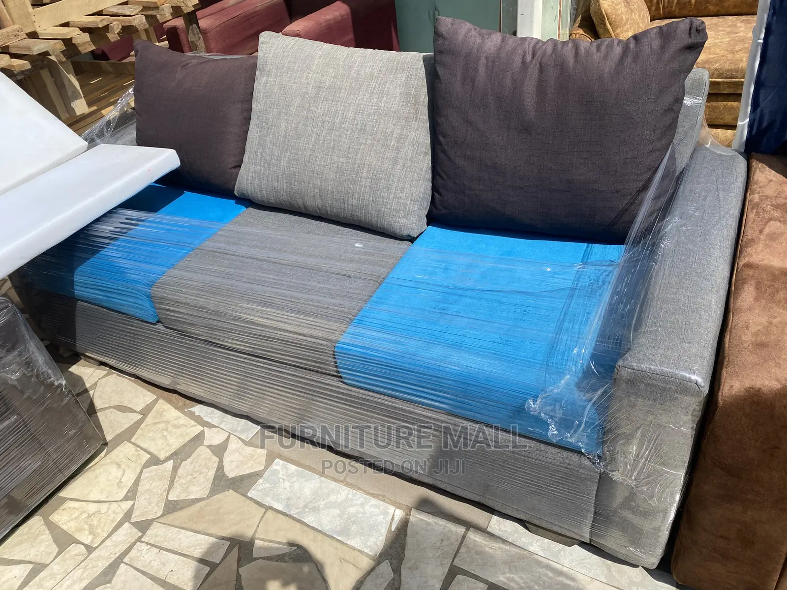 Blended 3in1 Sofa . Free Delivery