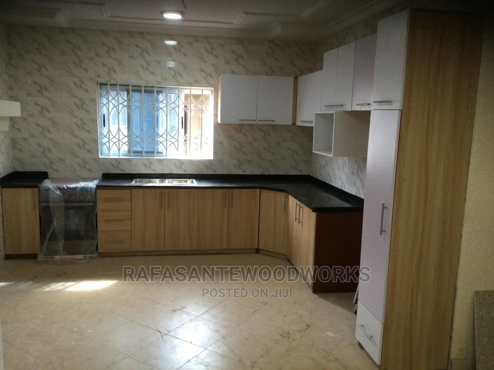 RAF in Kitchen Cabinet With MDF Board and Laminated Plywood