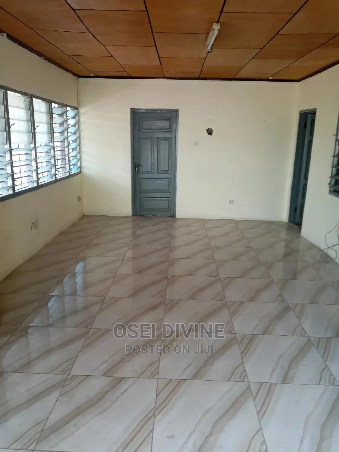 Decent 3-Bedrooms Apartments Dansoman