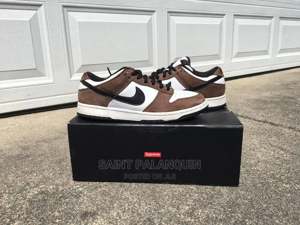 Nike Dunks