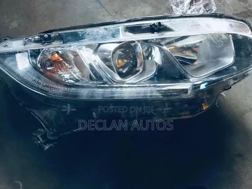 Honda Civic 2016 Headlight