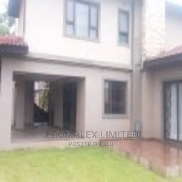 4bdrm Townhouse/Terrace in North Ridge for sale