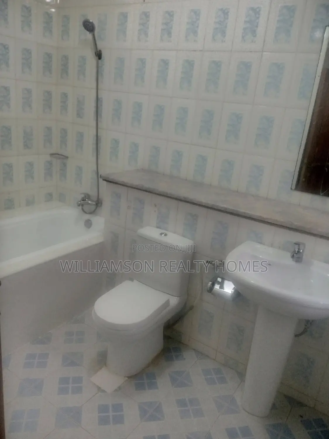 3bdrm House in Hfc Estate, Spintex for rent