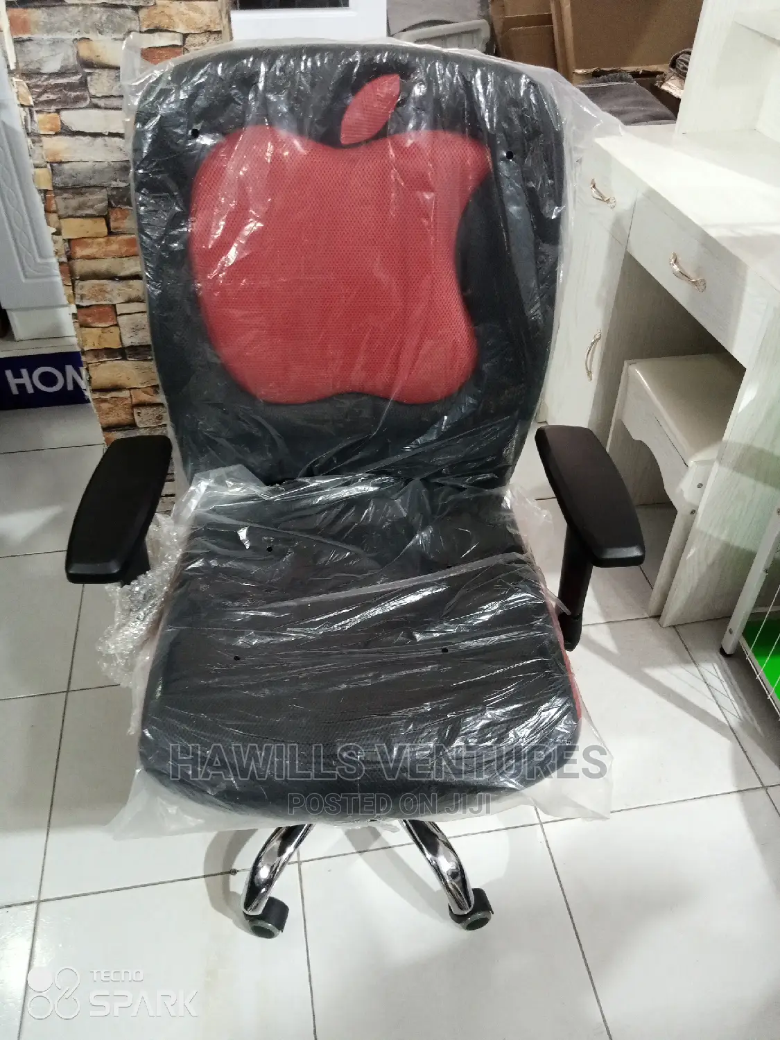Nouhaus Ergo Chair