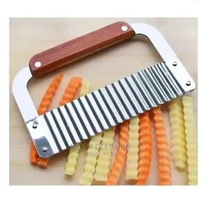 Crinkle Cutter or Wavy Knife