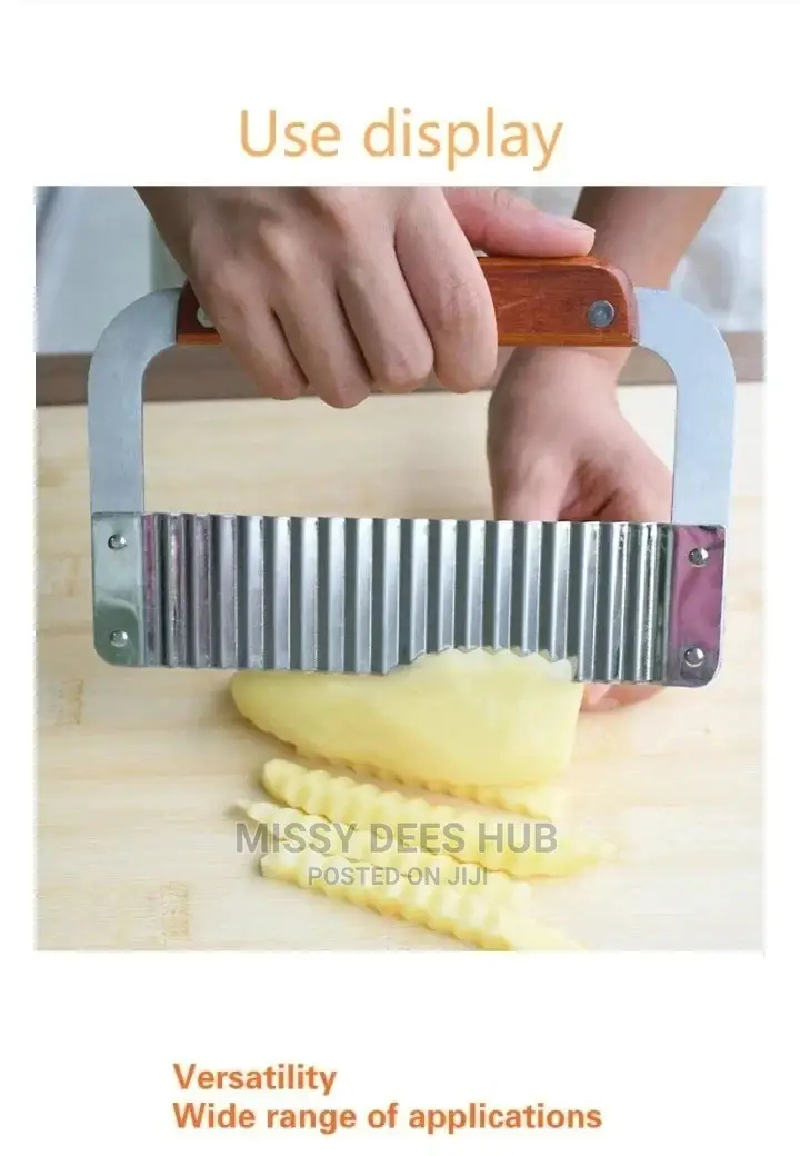 Crinkle Cutter or Wavy Knife