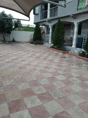 2bdrm Duplex in De-Icons Real Estate, Awutu Senya East Municipal