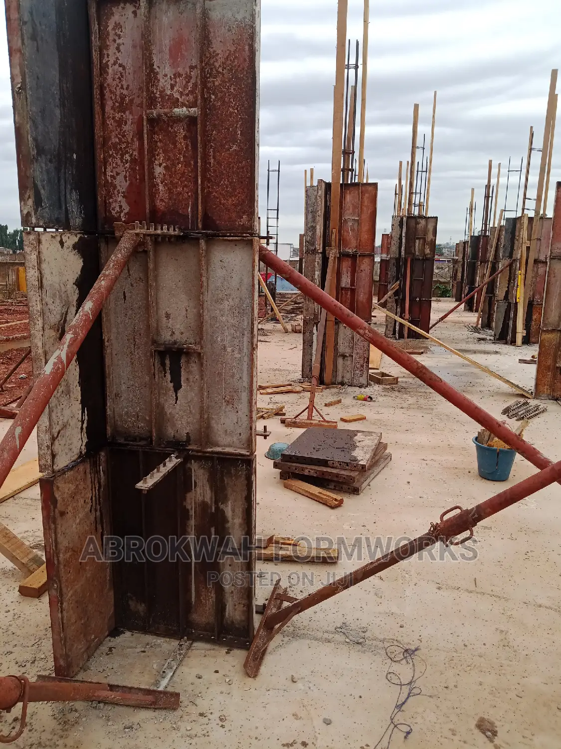Decking Formwork/Steel Decking/Woods/Props/Scaffold/Pillars