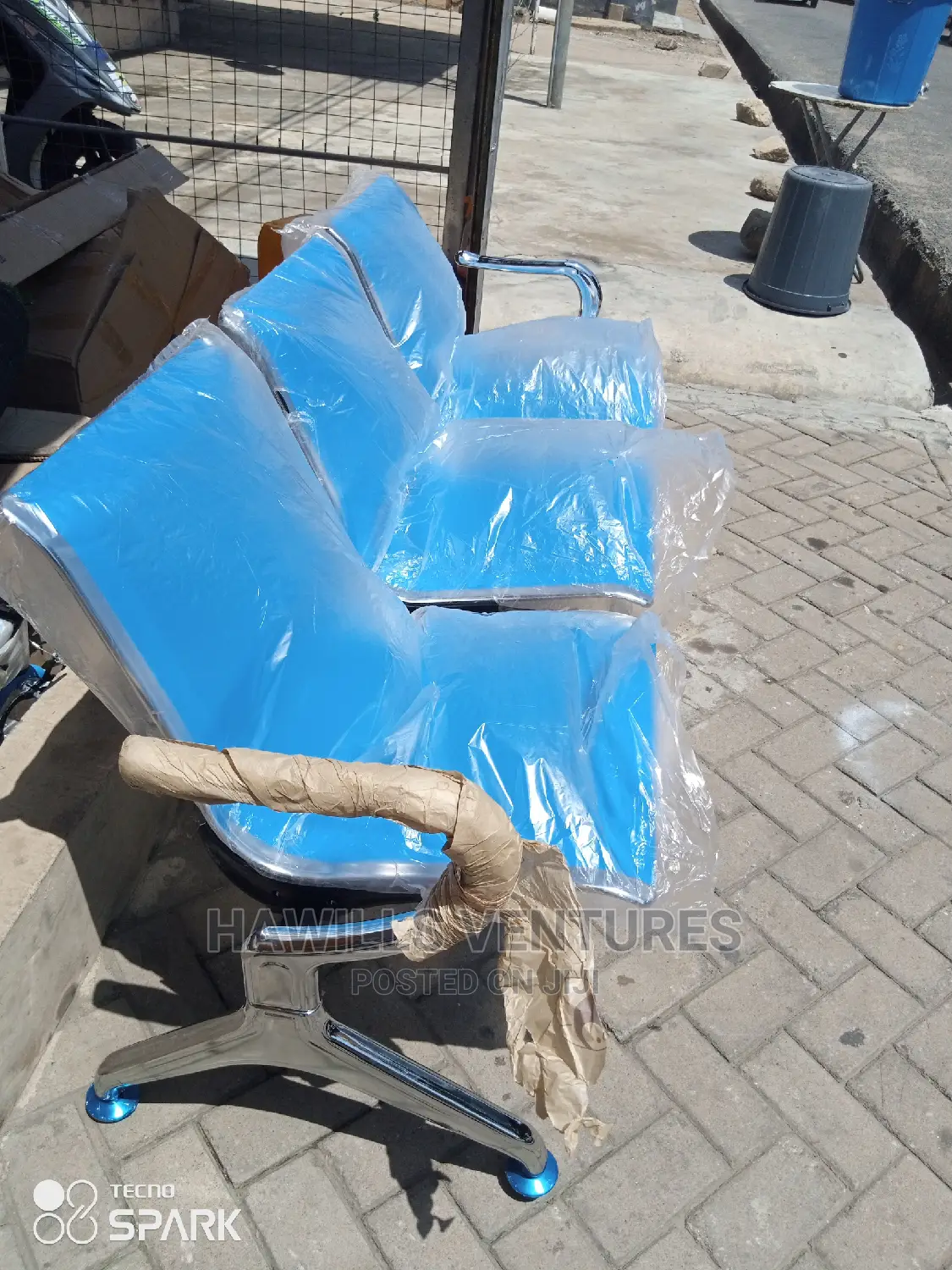 Metal Waiting Chair