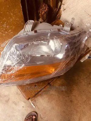 Daewoo /Chevrolet Kalos Headlight .