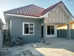 3bdrm House in Coastal Estate, Spintex for sale