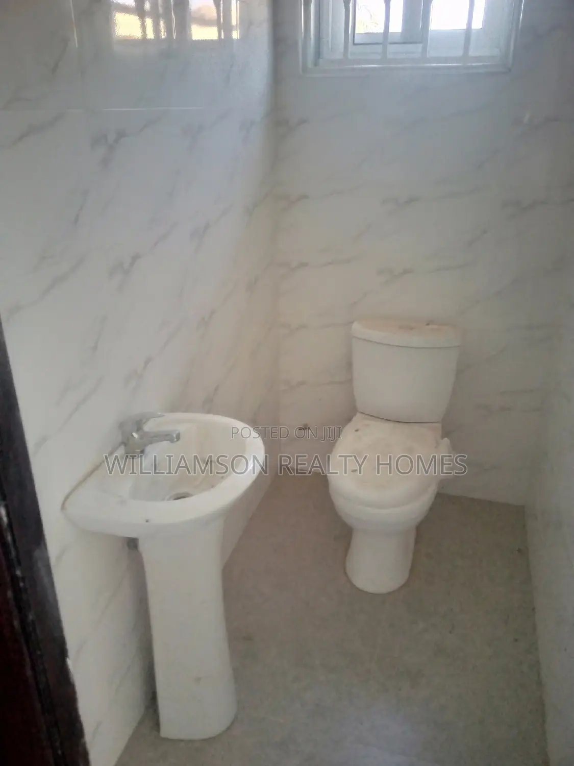 3bdrm House in Coastal Estate, Spintex for sale