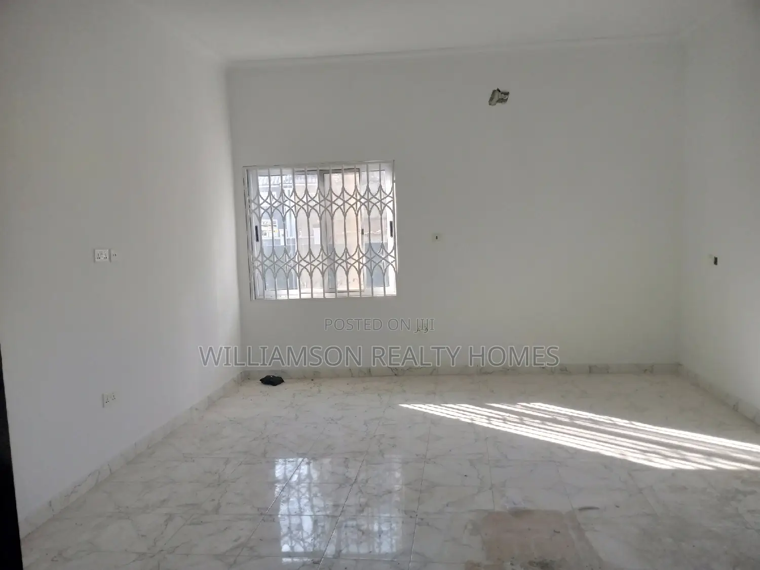 3bdrm House in Coastal Estate, Spintex for sale
