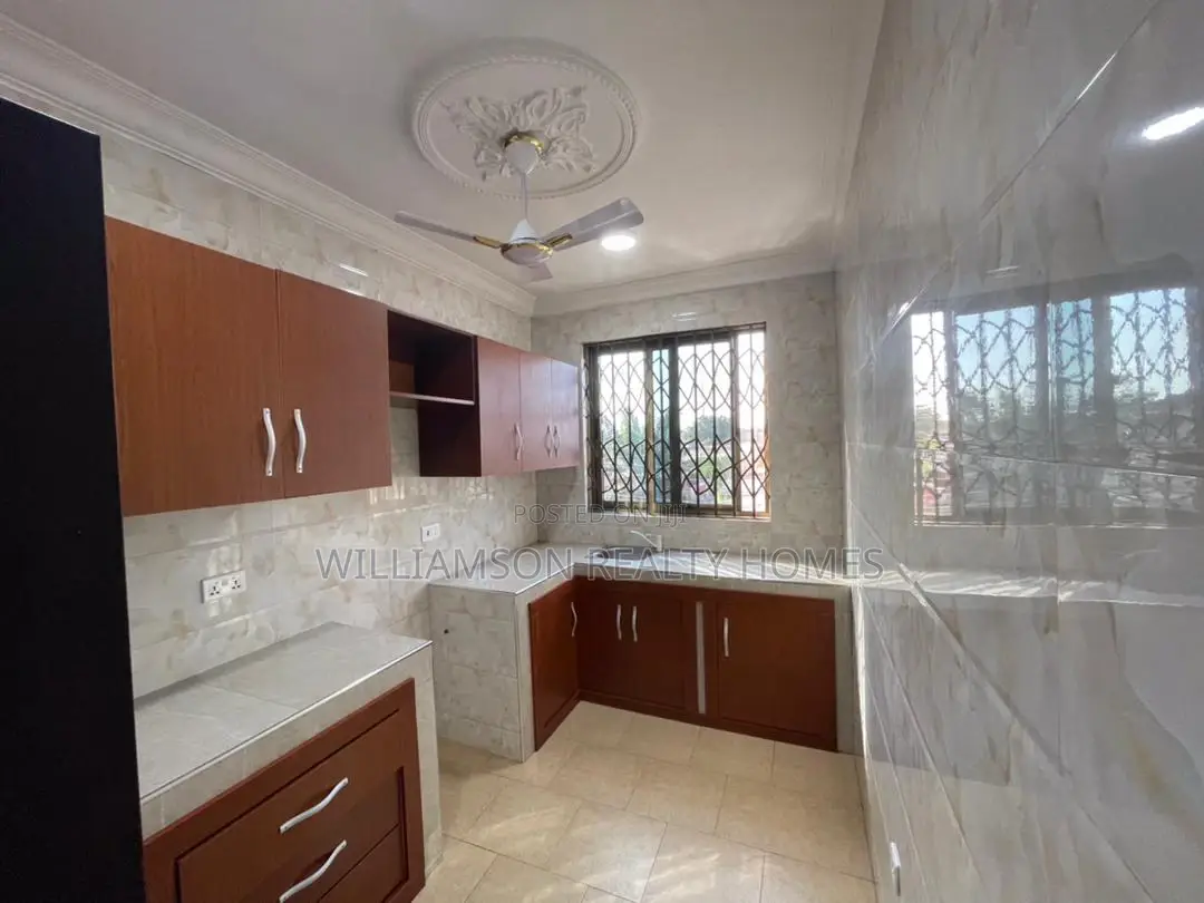 3bdrm House in Coastal Estate, Spintex for sale