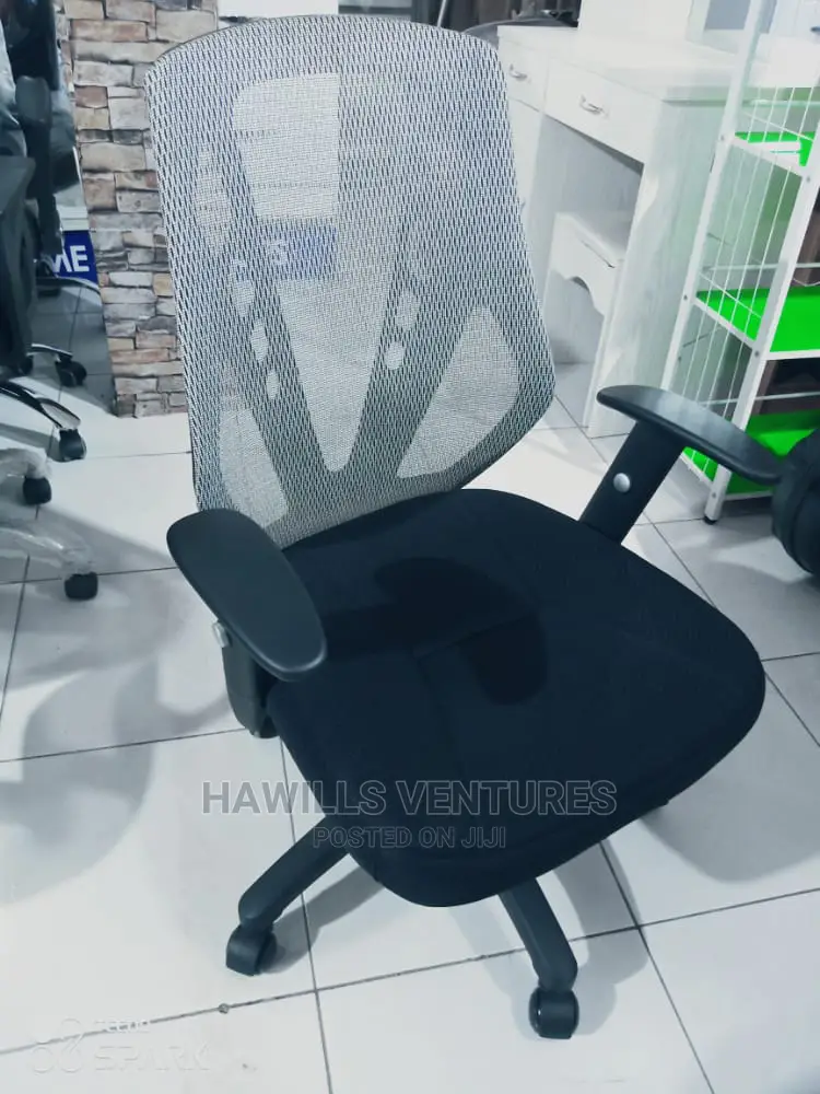 Revolving Net Chair
