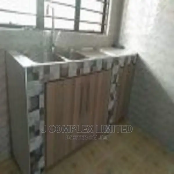 1bdrm Apartment in Osu Ako Adjei for rent