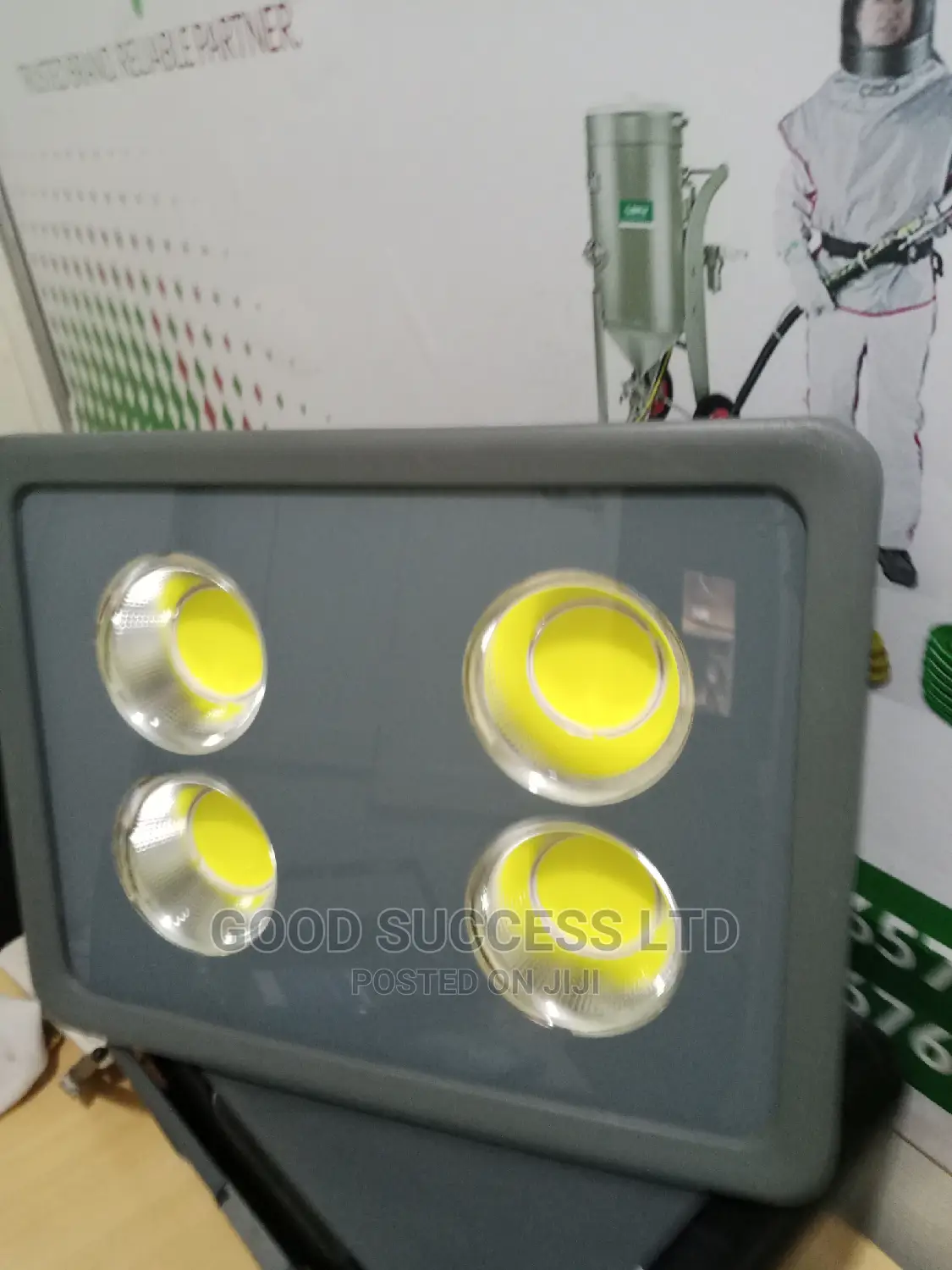 200W Flood Light