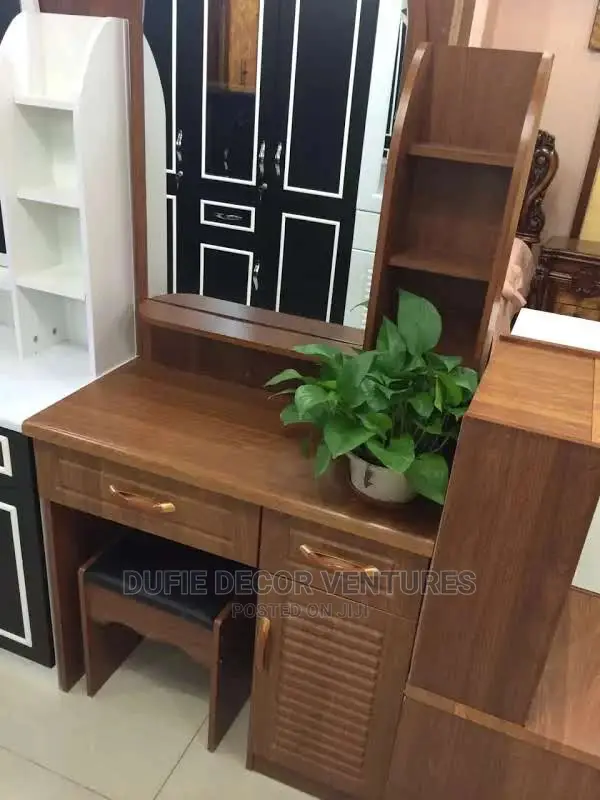 Promotion of Wooden Dressing Mirror