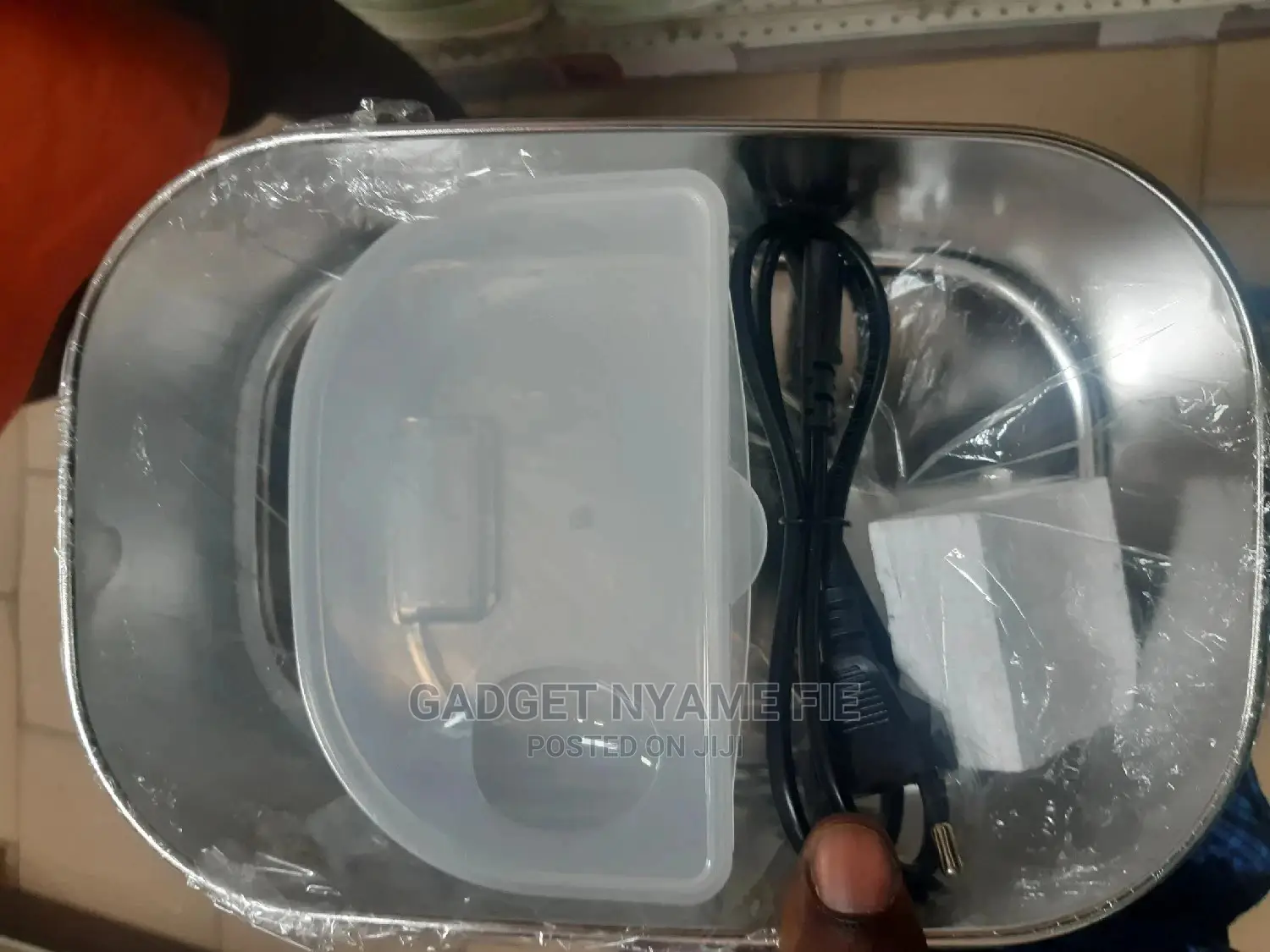 Electric Lunch Box (Plastic and Stainless Steel)