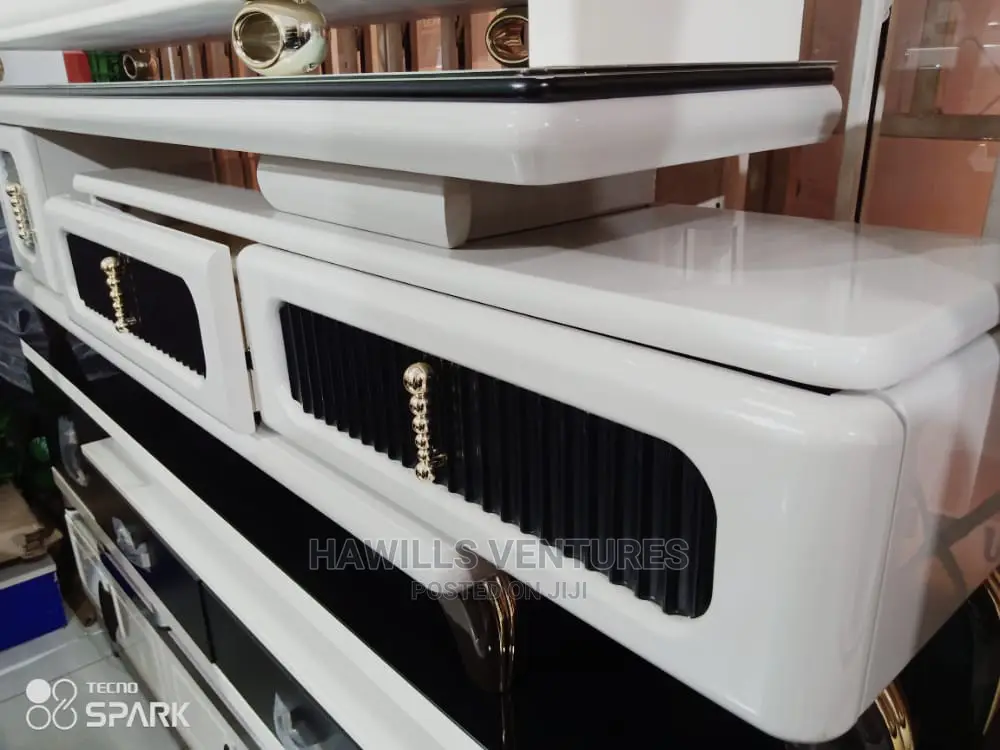 King Size TV Stand