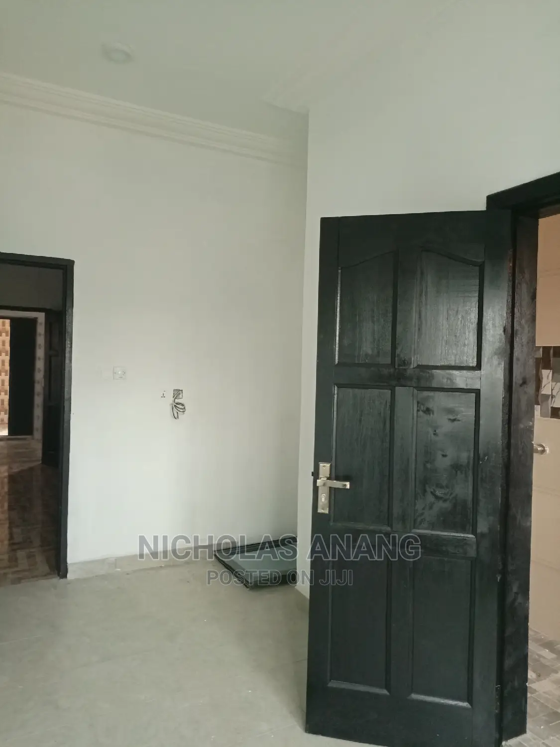 1bdrm House in New Town for Rent