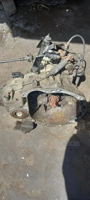 Manual GEARBOX for All Cars Available Toyota/Nissan/Hyundai