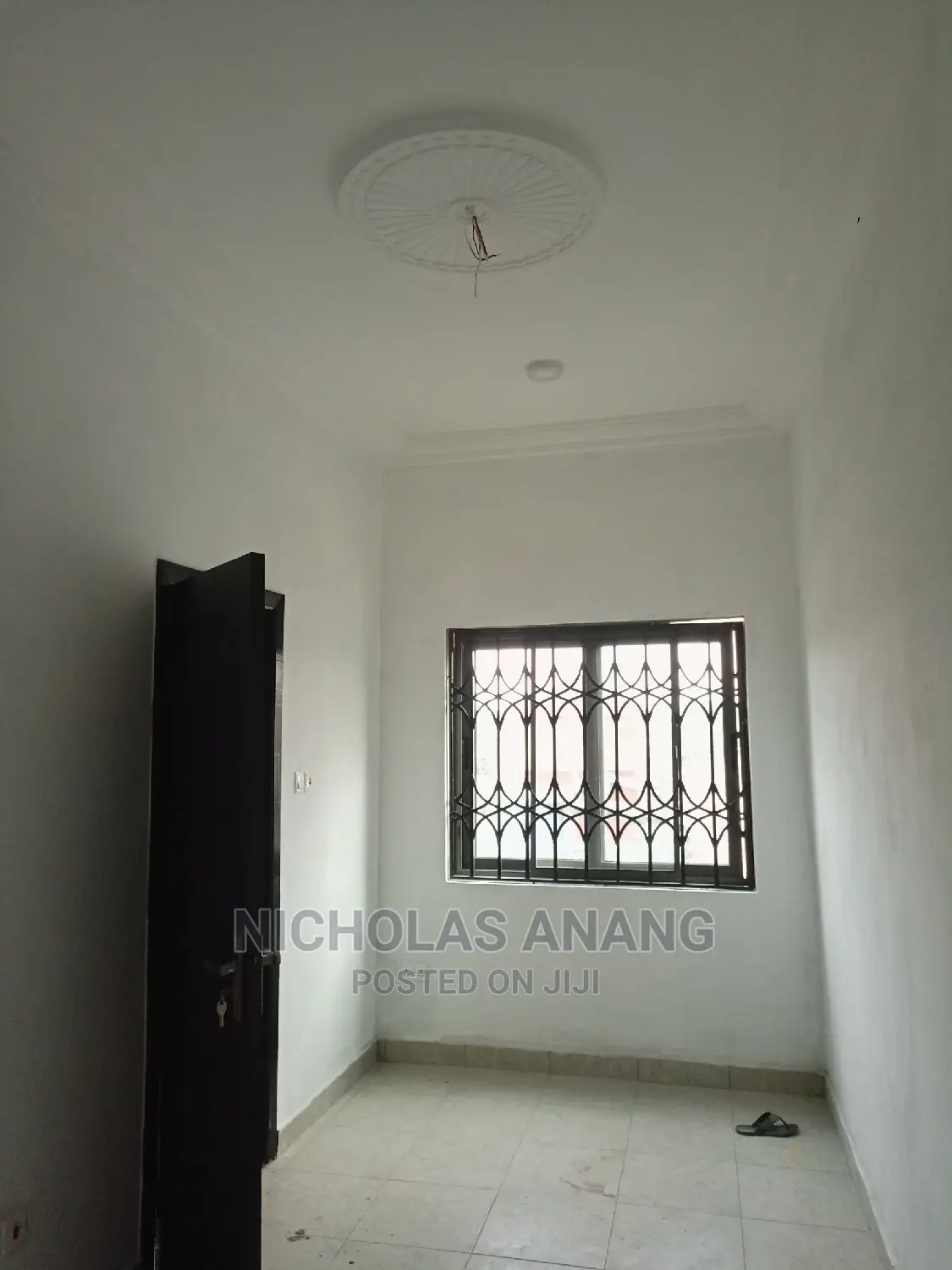 1bdrm House in New Town for Rent
