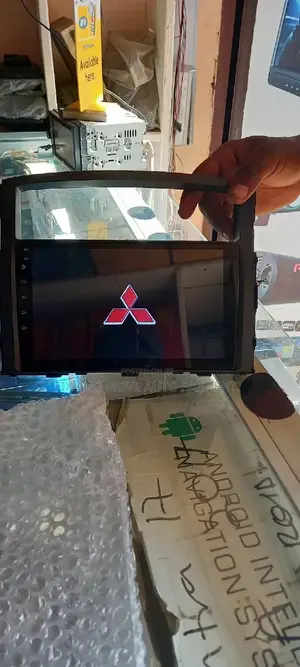 Mitsubishi Pajero Fullscreen Android Car System Available