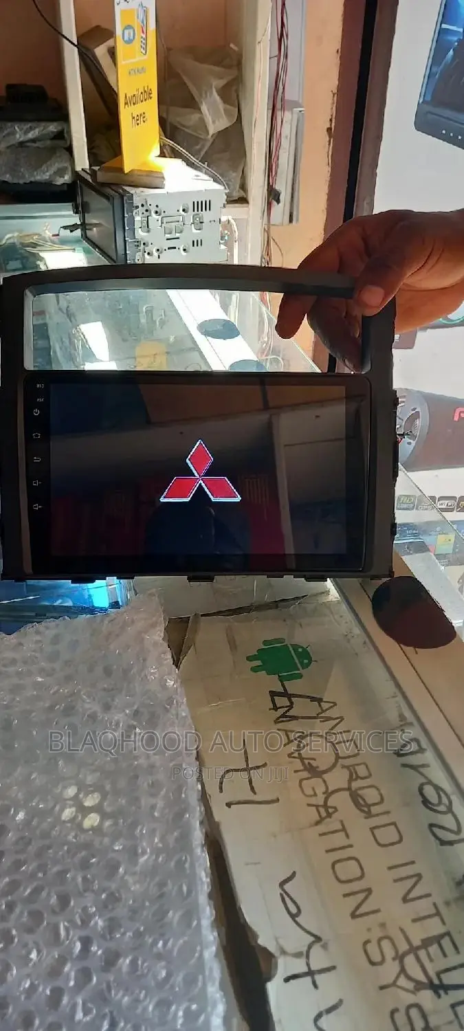 Mitsubishi Pajero Fullscreen Android Car System Available