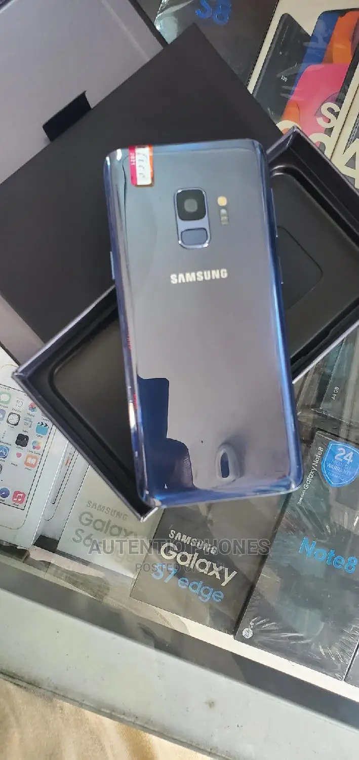 New Samsung Galaxy S9 64 GB Blue