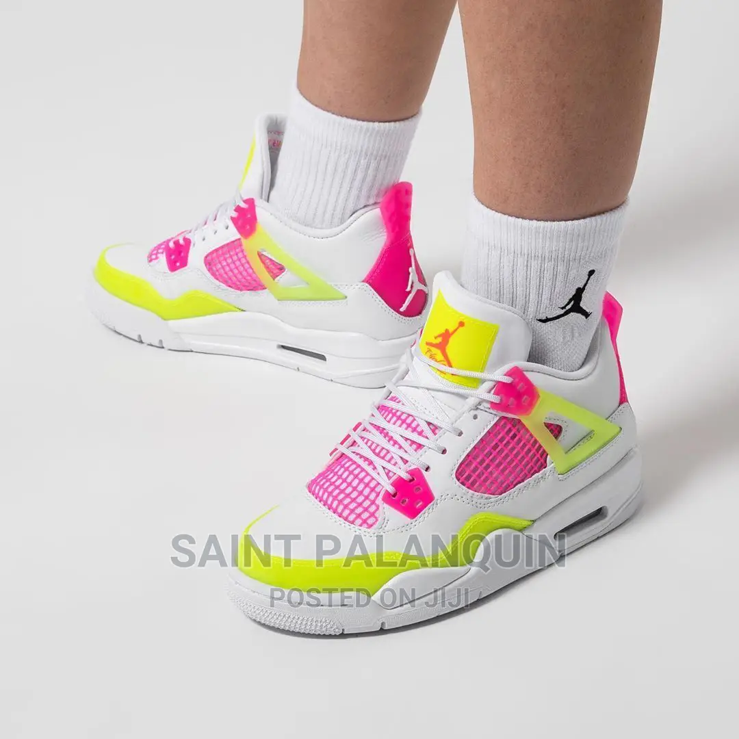 Air Jordan 4 Lemonade