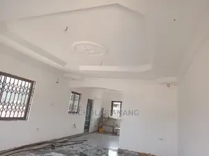 3bdrm House in Teshie for rent