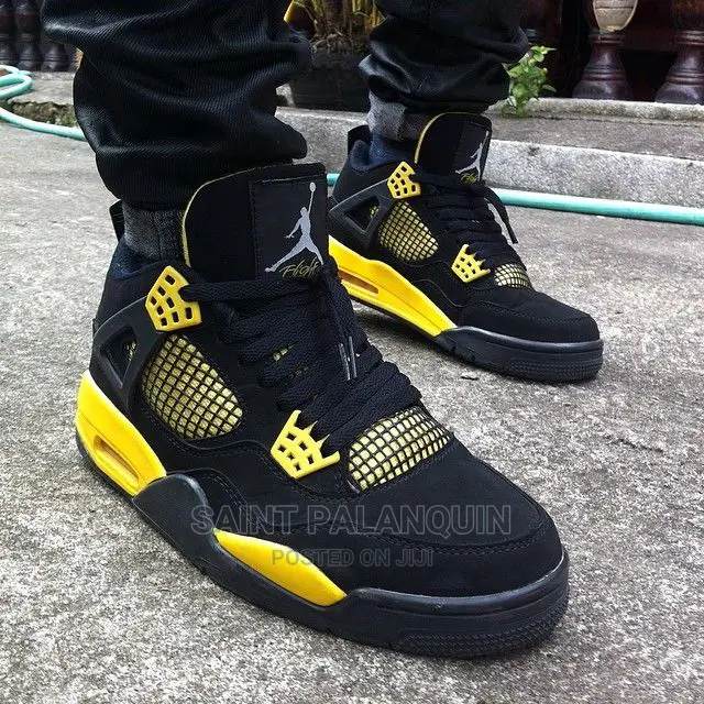 Jordan 4 Thunder