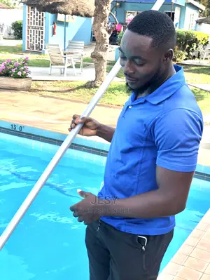 Pool Cleaning Services