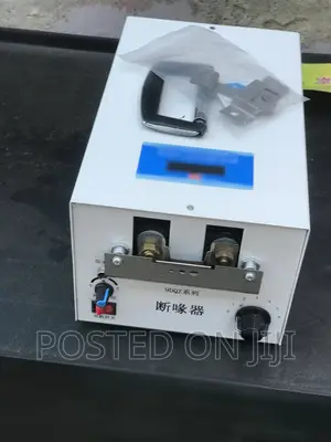 Elecletric Debeaker (Counter)