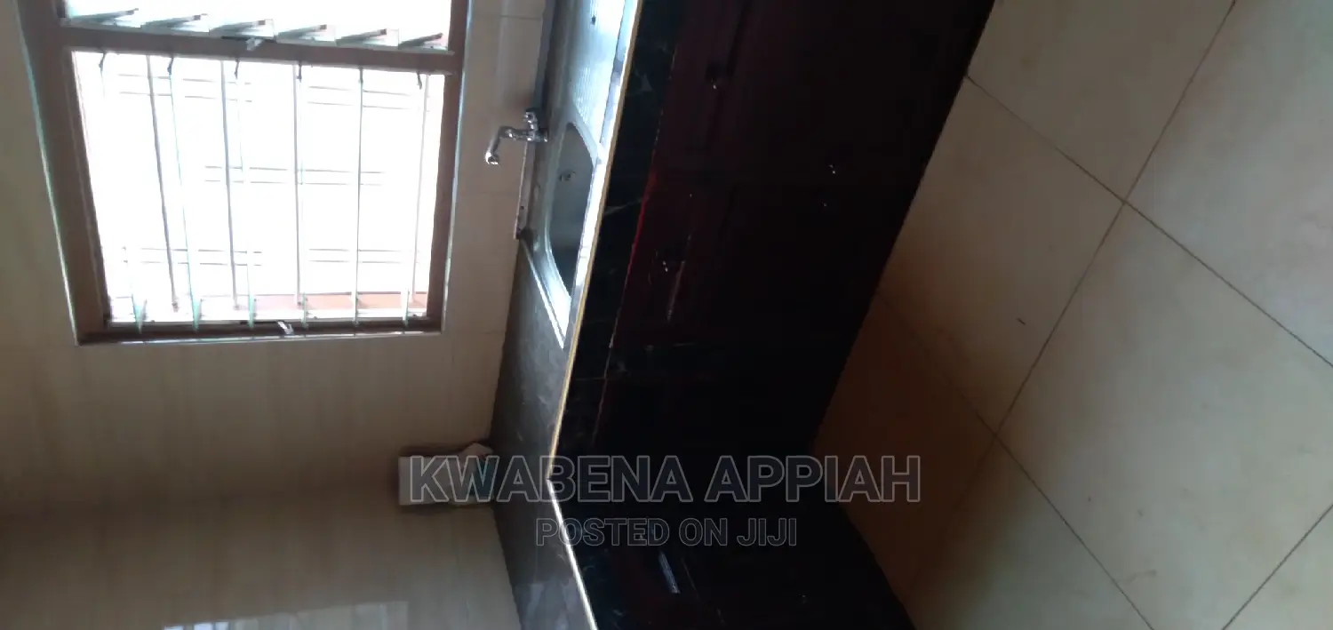 6bdrm House in Mark Estate At, Kumasi Metropolitan for rent