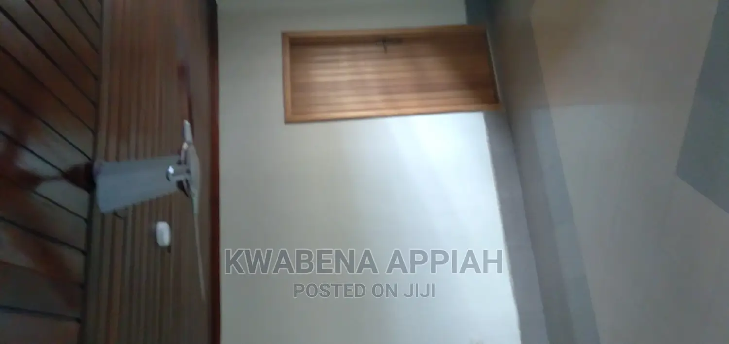 6bdrm House in Mark Estate At, Kumasi Metropolitan for rent