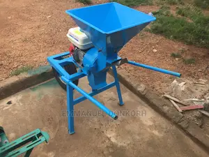 Palm-Nut Cracker/Breaker