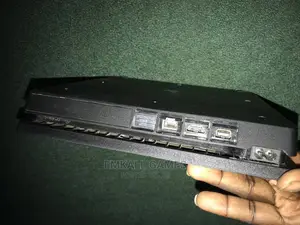 Playstation 4 Uk Used 500gig