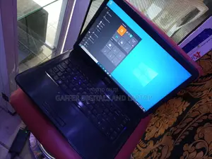 Laptop Dell Inspiron 14 3552 4GB Intel Core 2 Quad HDD 256GB