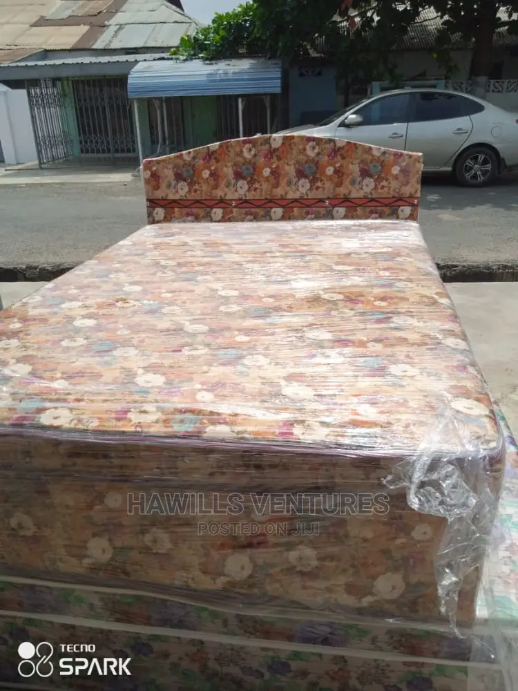 Bed With Mattress Inside
