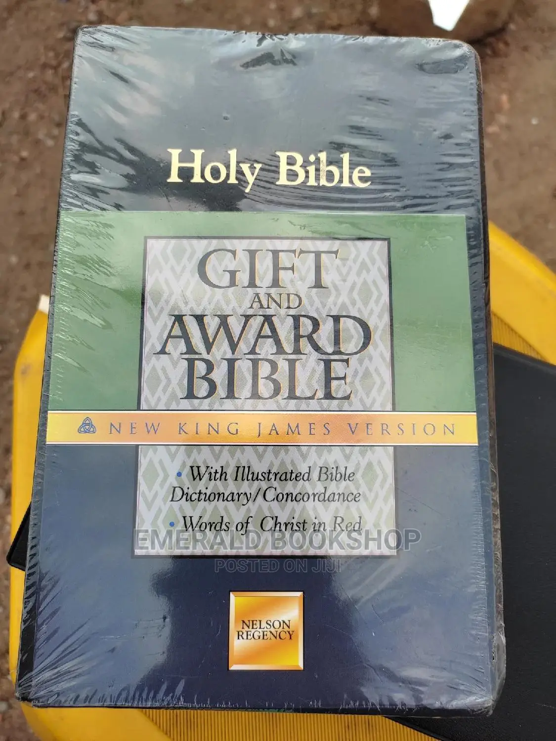 Gift Bible NKJV