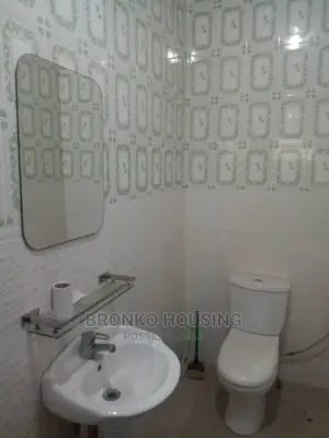 2bdrm House in Bronko Housing, Spintex for sale
