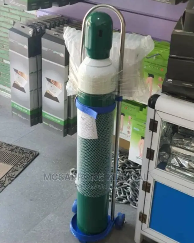 Oxygen Cylinder (10 Litres)