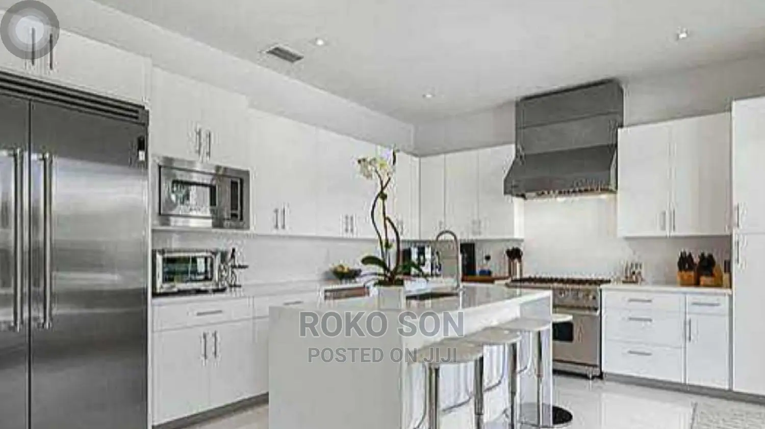 Furnished 5bdrm Mansion in Dr Roko, Airport Residential Area for sale